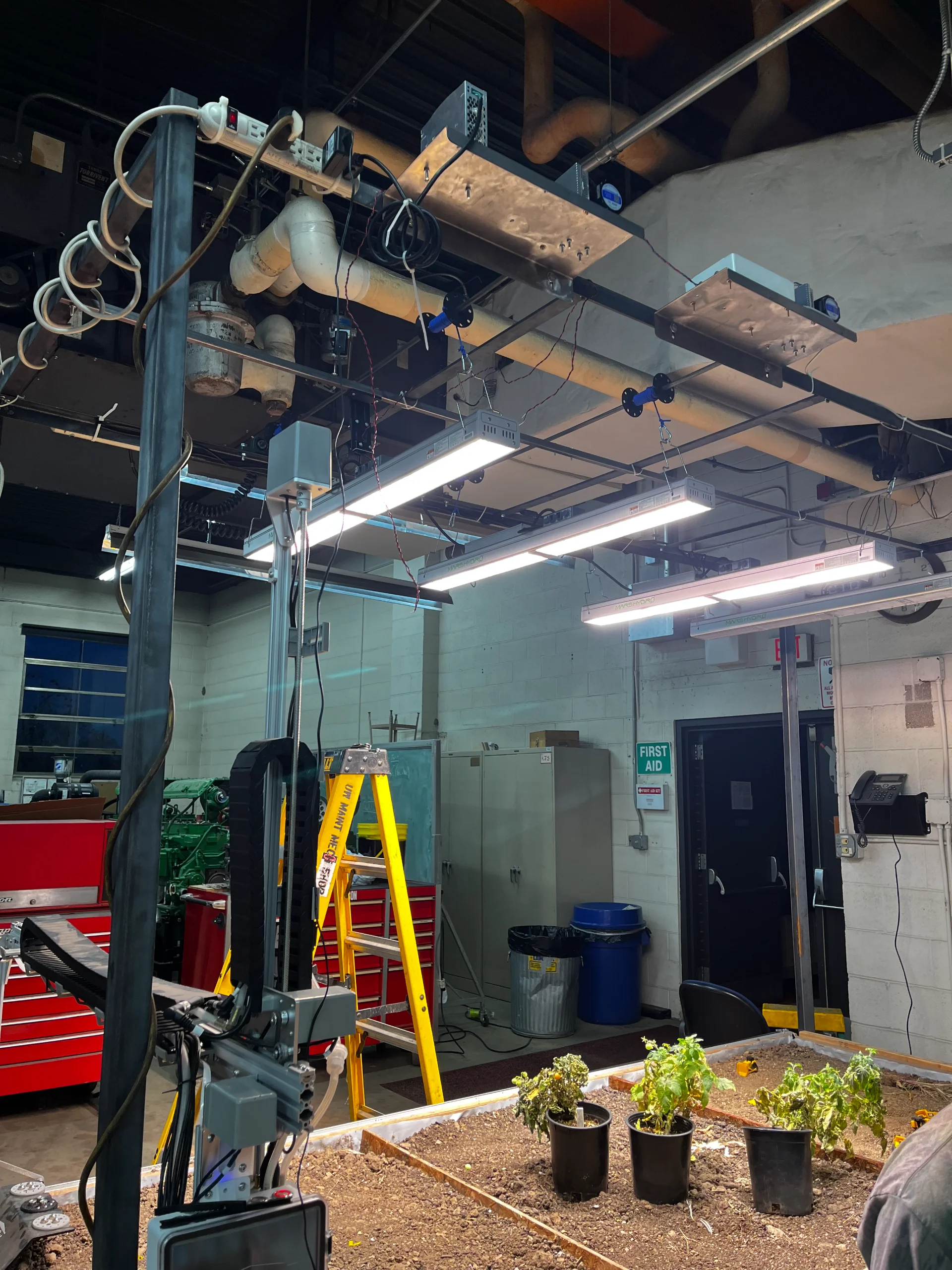 Automated FarmBot Lighting System