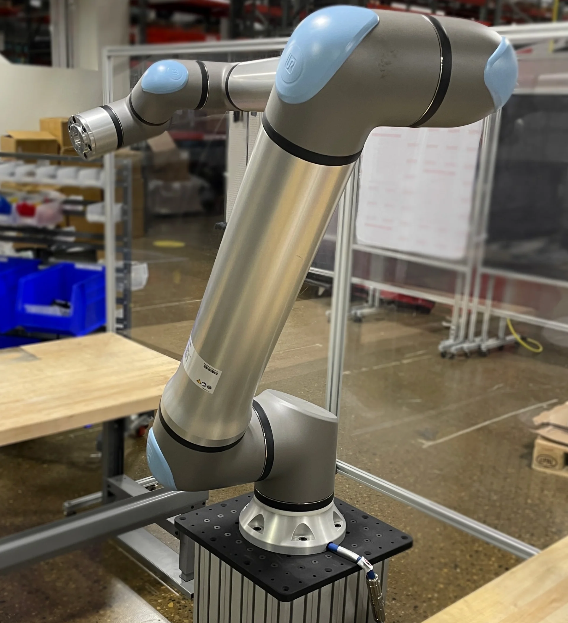 Automated Cobot Build Cell at Magna Seating