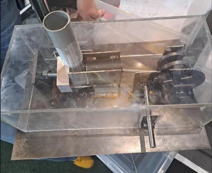 2nd year project - Nutcracker machine