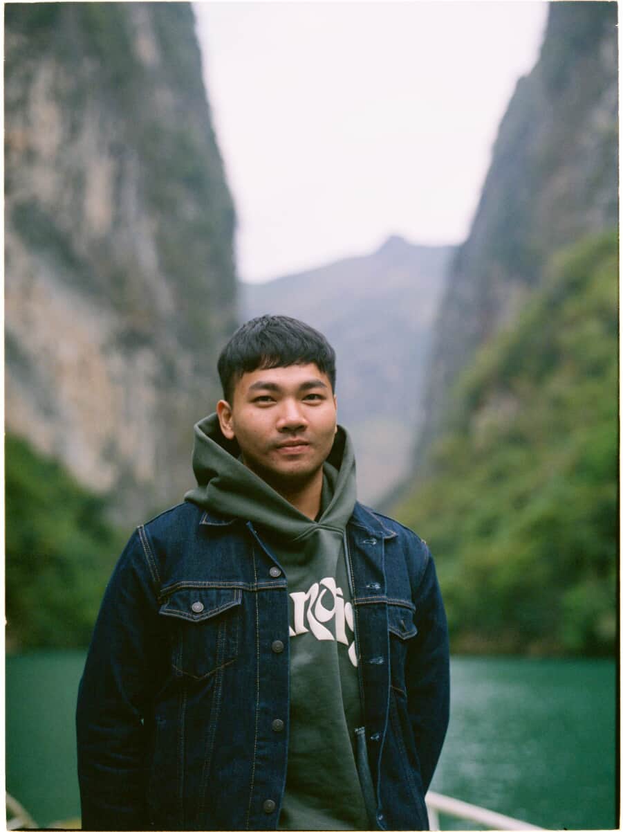 Nhan Viet Nguyen