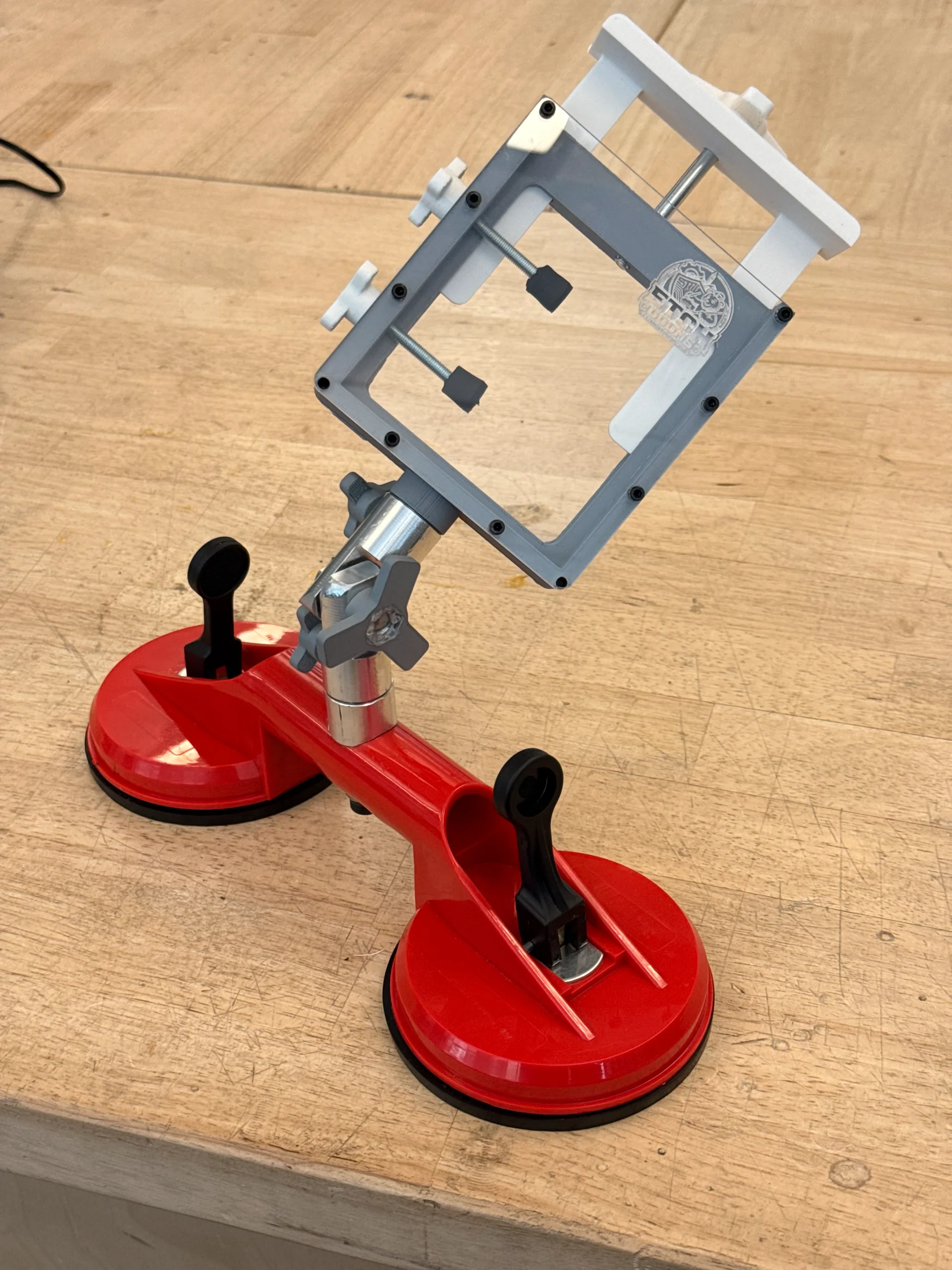 Driving Phone Mount w/ 3 Deg of Freedom